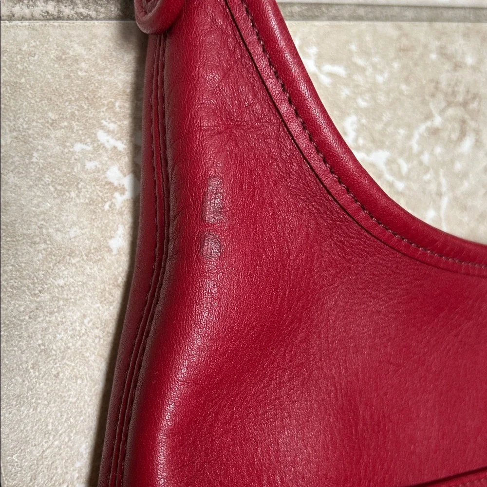 Coach Crimson Leather Shoulder Bag - Picture 5 of 5